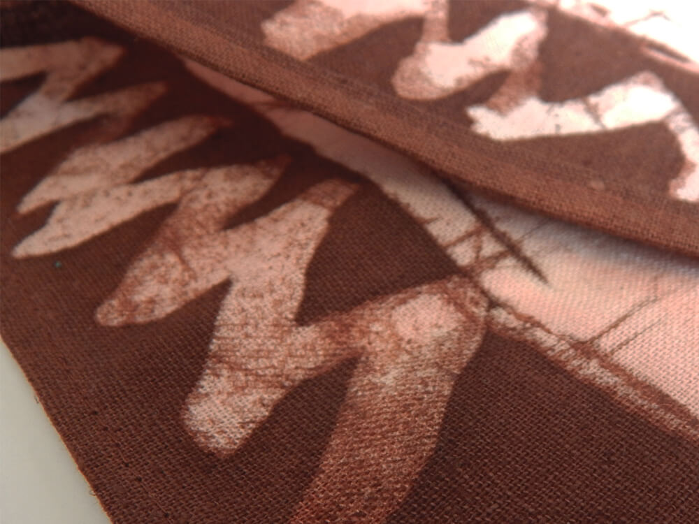 Chocolate Apricot Table Runner