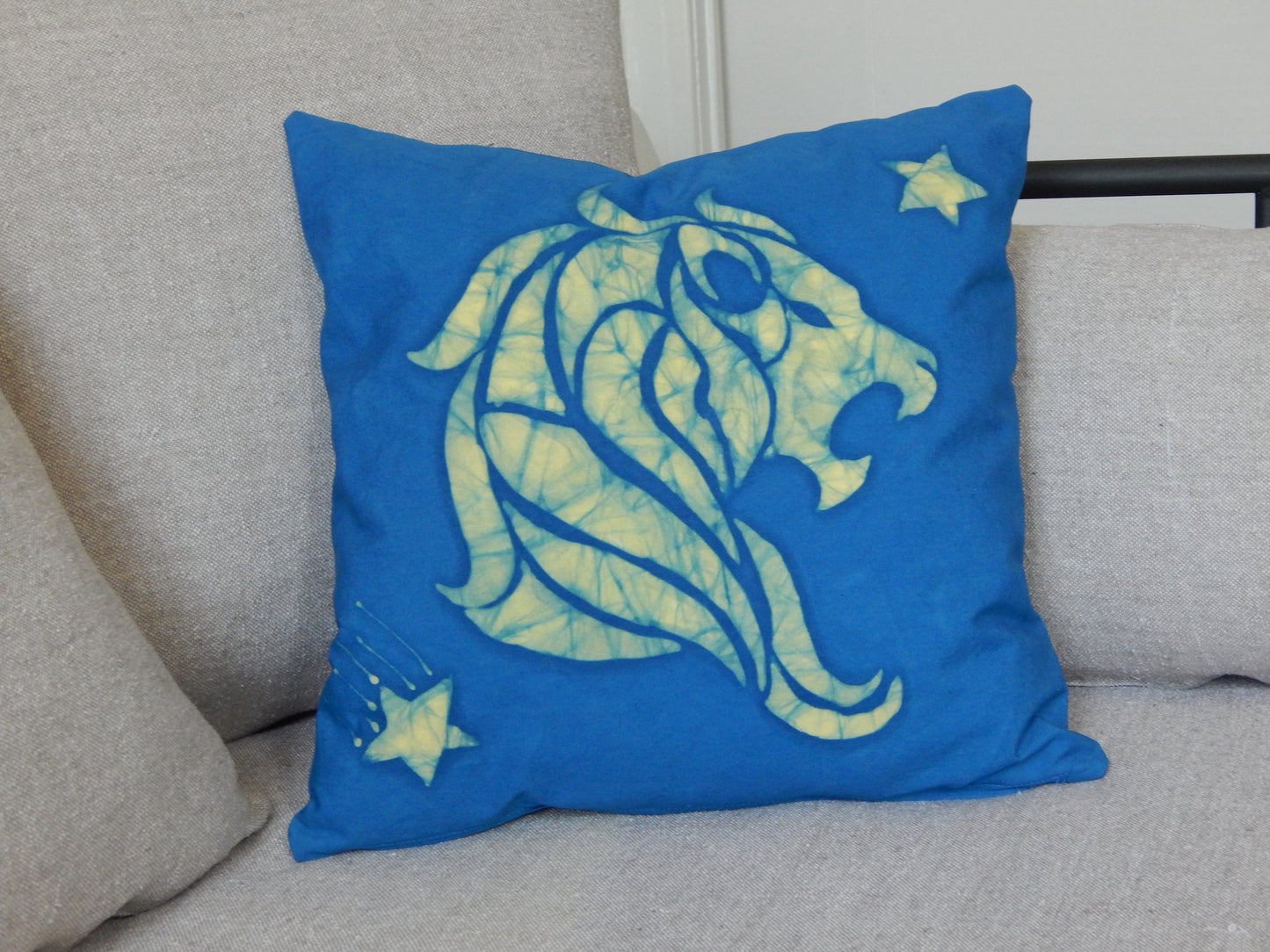 Leo Zodiac Throw Pillow