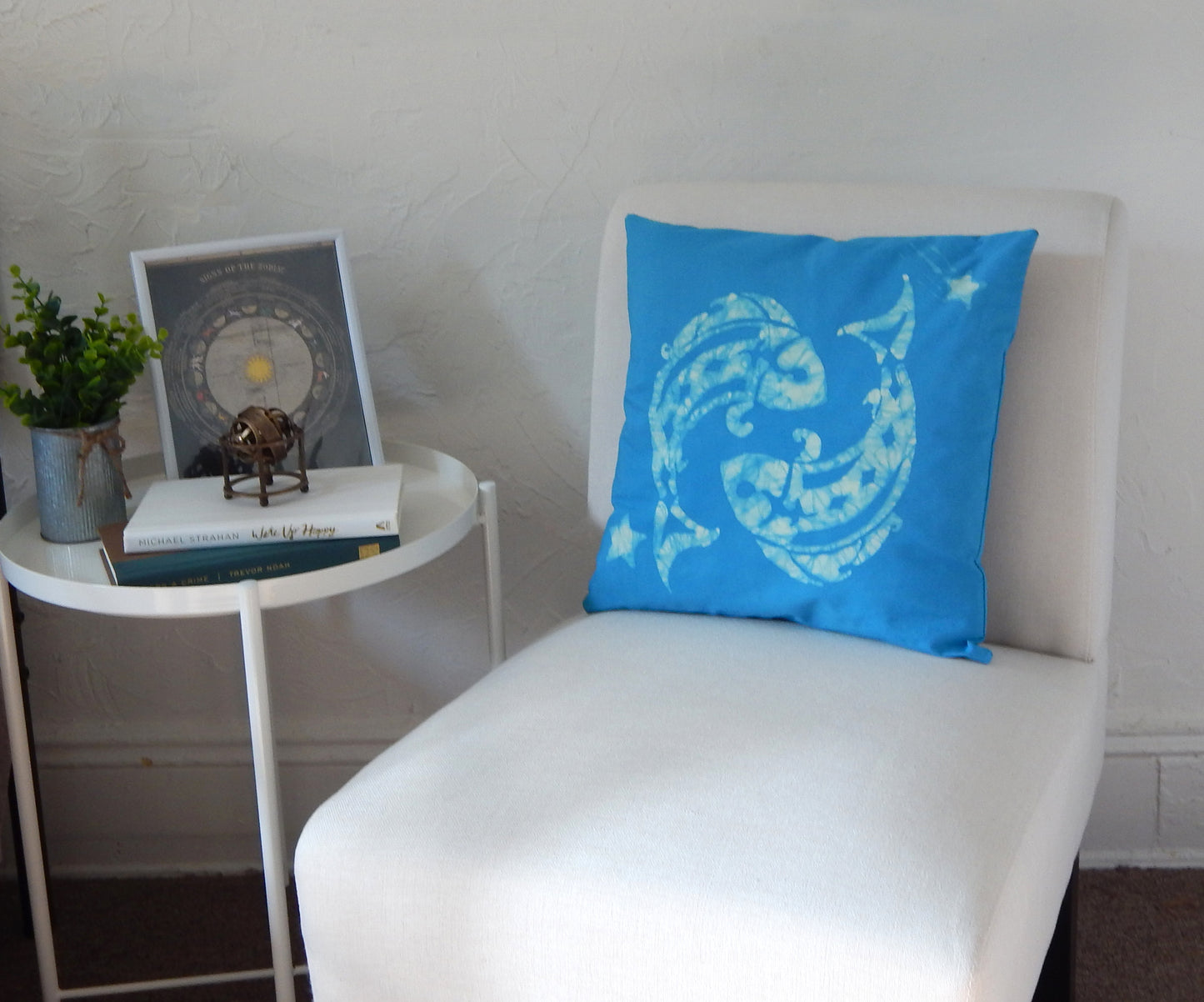 Pisces Zodiac Throw Pillow