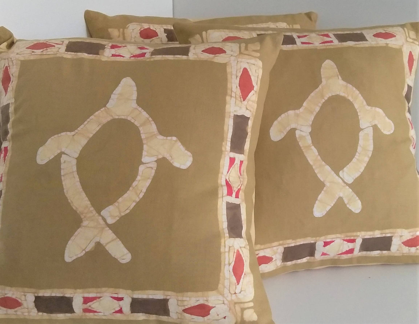 batik turtle pillow