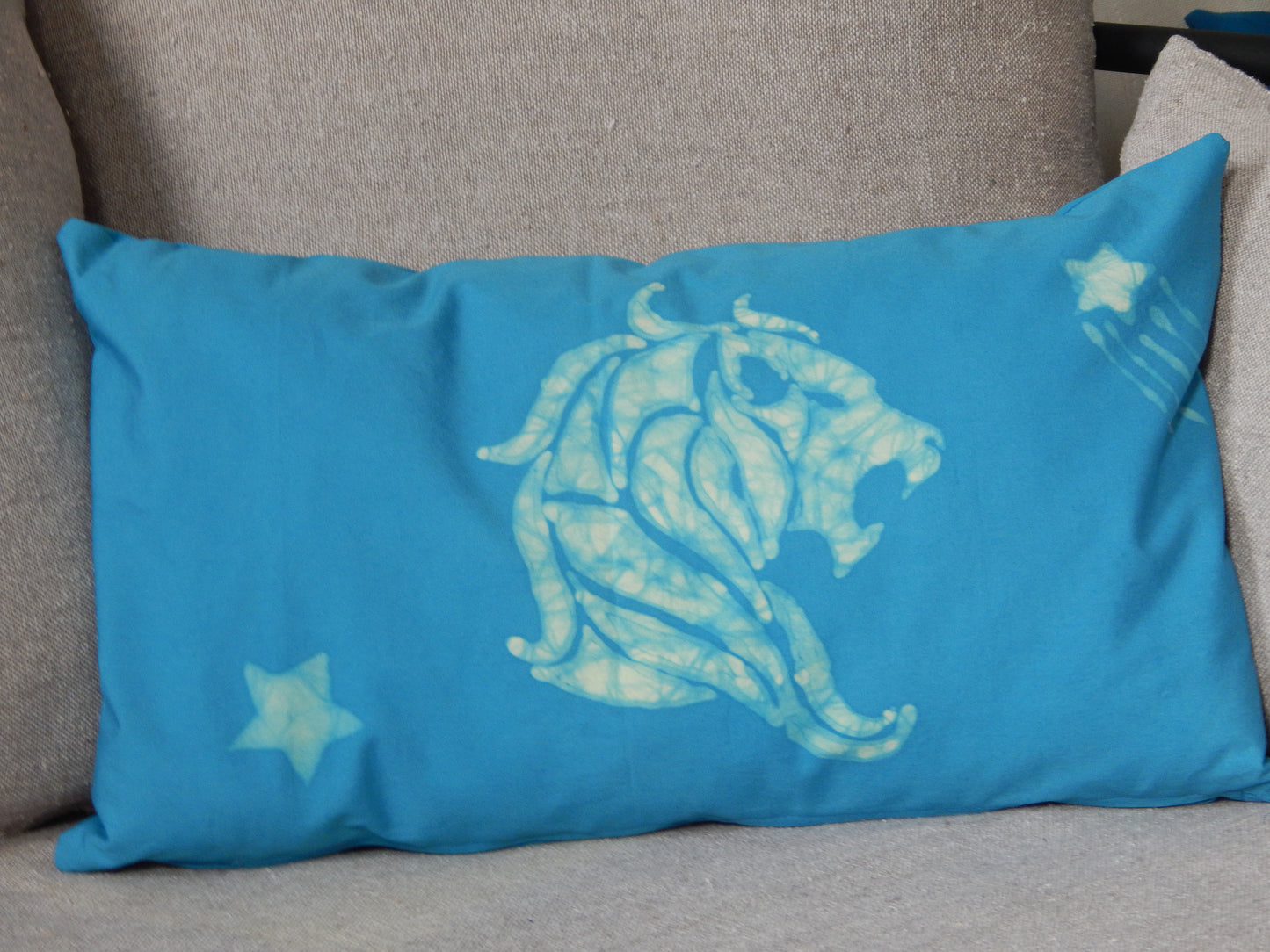 Leo Zodiac Throw Pillow
